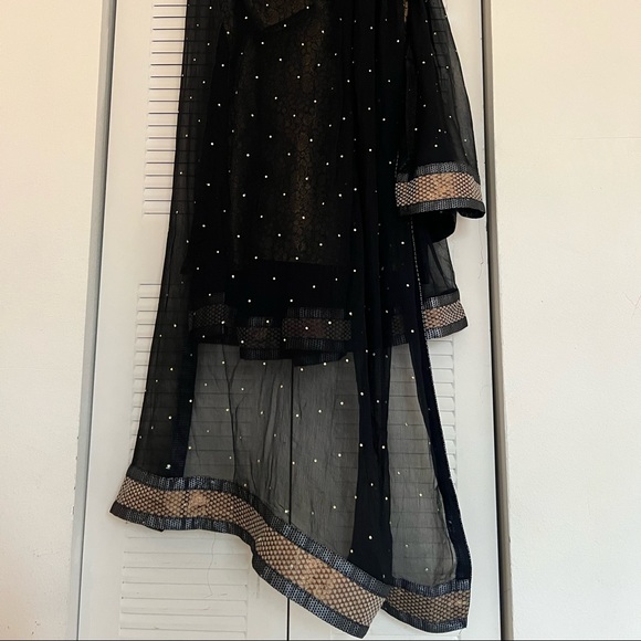 Pakistani Indian dress - Picture 7 of 8